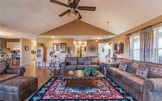 Alpine Oasis - Three Bedroom Cabin