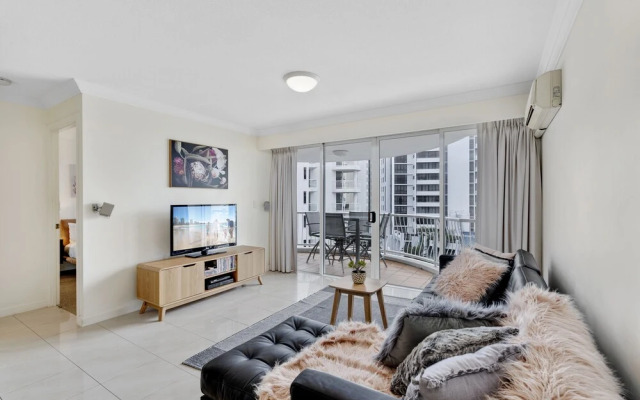Phoenician Resort Broadbeach - GCLR