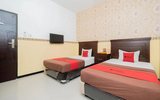 RedDoorz near Taman Krida Budaya Malang