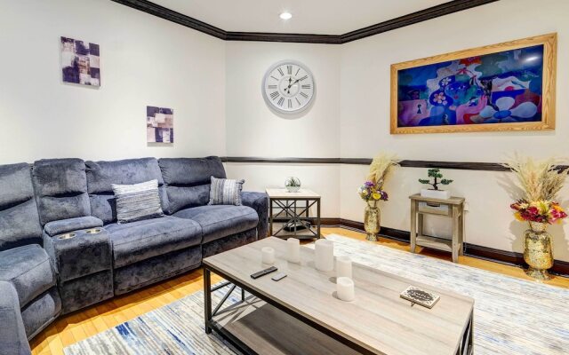 WFH Friendly: DC Home Near Capitol & White House!