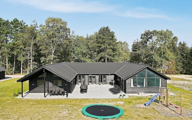 20 Person Holiday Home in Frederiksvaerk