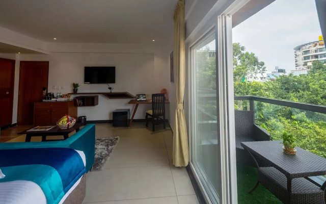Royal Ace Boutique Hotel