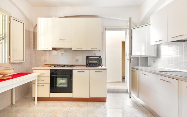 2147 Villa Giulia & Sara