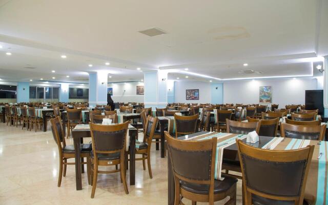 SunBeach Hill Hotel