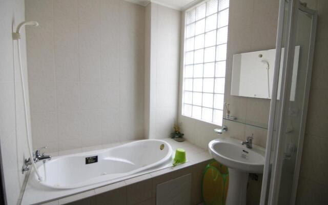 Clover 248 B&B