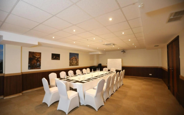 Bidwood Suite Hotel