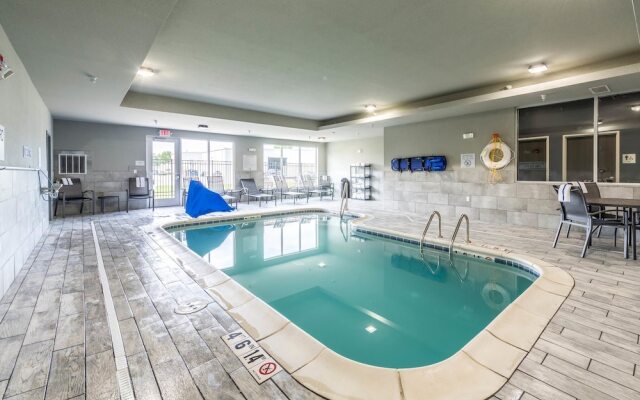 Fairfield Inn & Suites St. Joseph Stevensville