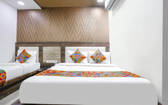 Fabhotel Royal City