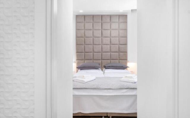 Feel like an Emperor Apartment