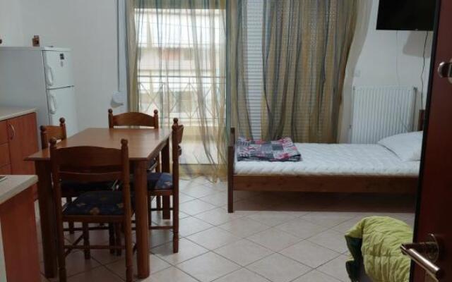 Amazing Theokritoy B2 in Tripolis free parking
