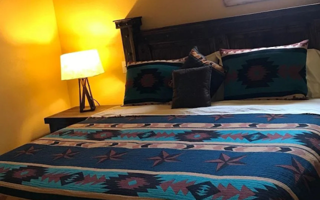 Paisano Village RV Park & Inn