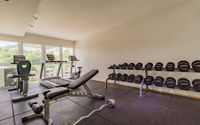 Ozone Condotel Kata Beach