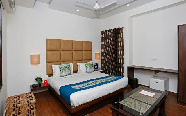 Hotel Meenakshi near Railway Station Jaipur