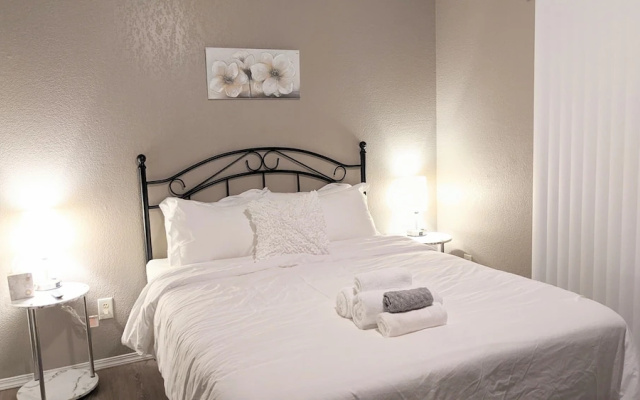 Beautiful Midtown Apartment - Huv