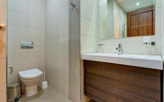 Contemporary, Luxury Apartment With Valletta and Harbour Views