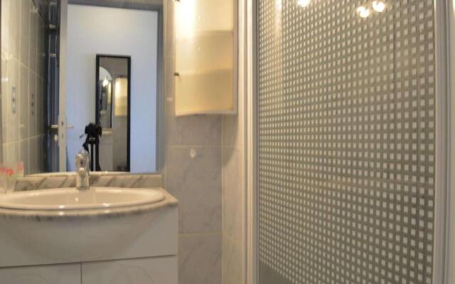 Appartement Saint-Cyprien, 2 pièces, 4 personnes - FR-1-225D-13