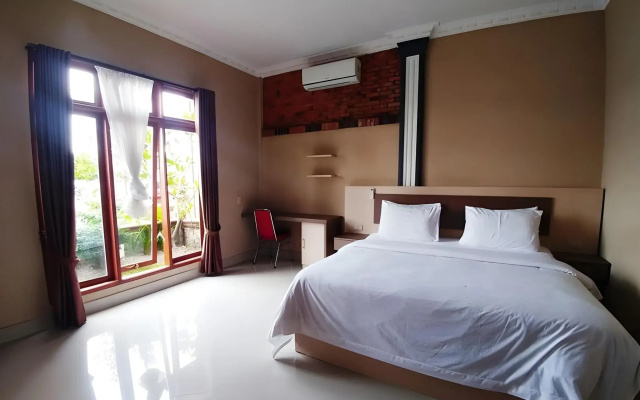 Samosir Villa Resort