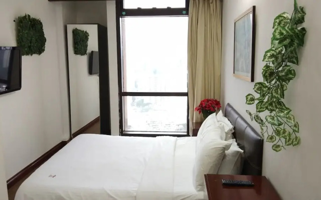 SM service suite Times Square