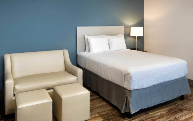 WoodSpring Suites Houston IAH Airport