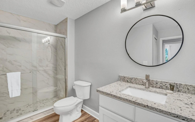 2 Bedroom Vacation Condo (2011)