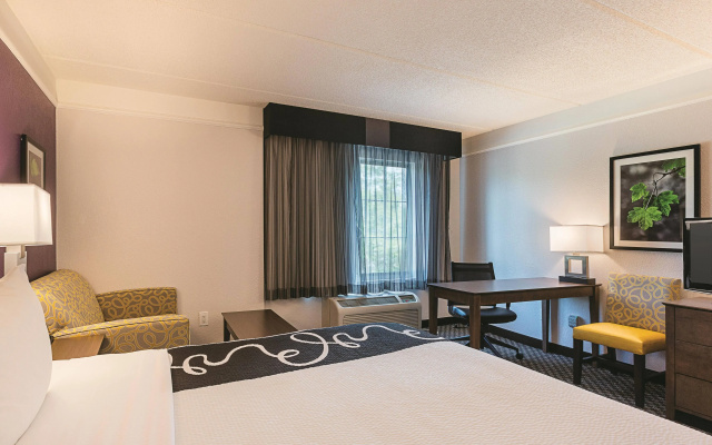 La Quinta Inn & Suites by Wyndham Atlanta Alpharetta
