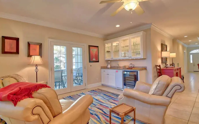 Beach Retreat by Peace Vacations