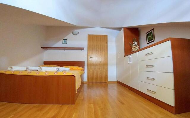 Apartment Gracijana