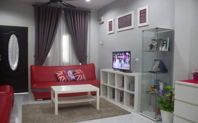 D'Sandra Homestay