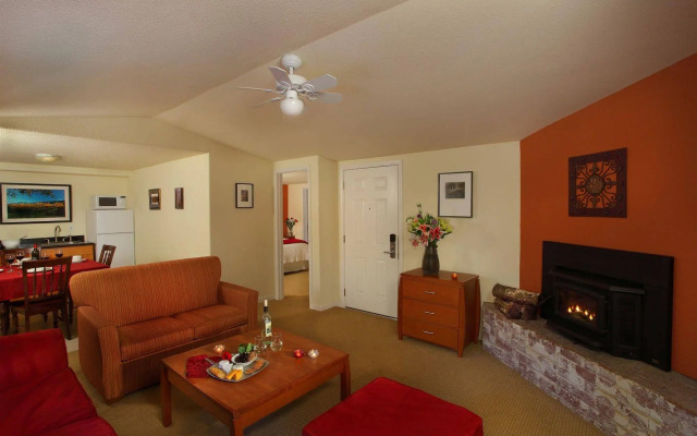 West Sonoma Inn & Spa