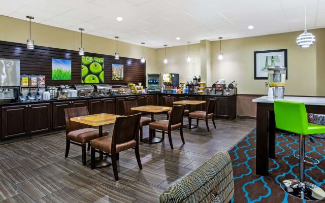 Garner Hotel Wytheville East by IHG