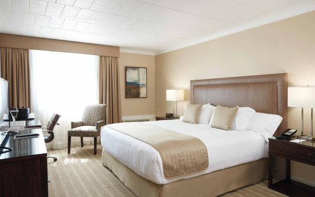 Ethan Allen Hotel