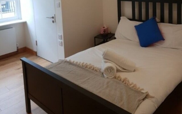 Stylish & Central 2 Bedroom Modern Apt Marylebone