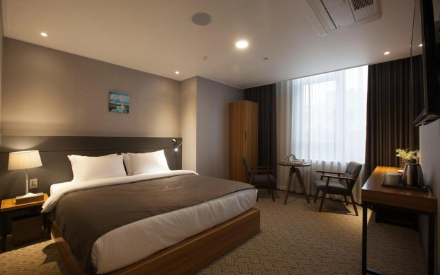 GNB Hotel