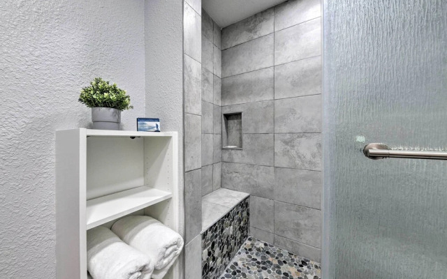 Cozy Jacksonville Studio - 10 Miles to Downtown!