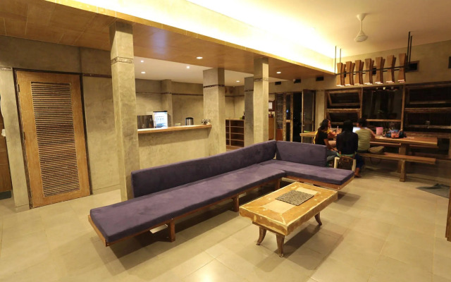 Lokal Bali Hostel
