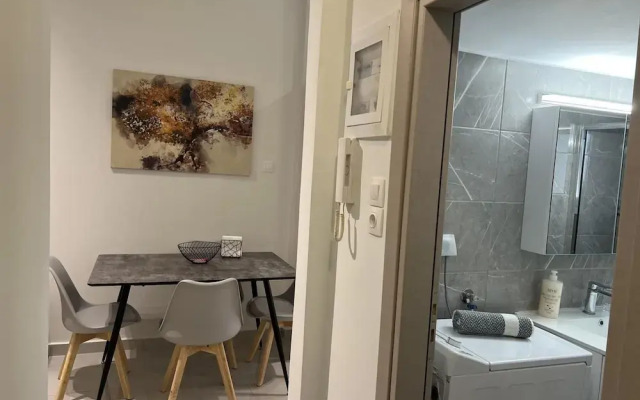 Adelais in Piraeus With 1 Bedrooms and 1 Bathrooms