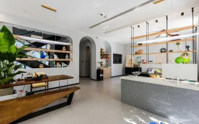 No. 73, Xiwuli · Moganshan French Light Luxury Courtyard Family-friendly Boutique Accommodation