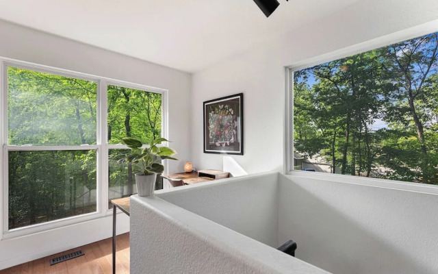 Treehouse LOZ Seclusion for 6!