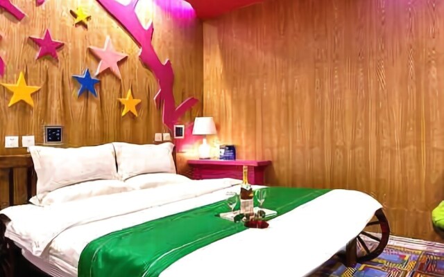 Pin'ai Theme Hotel