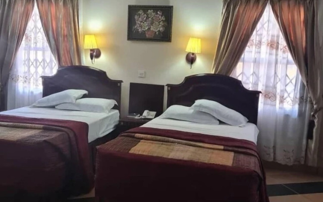 Miklin Hotel