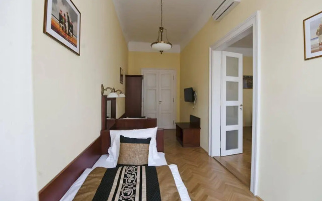 Grand Market Luxury Apartments