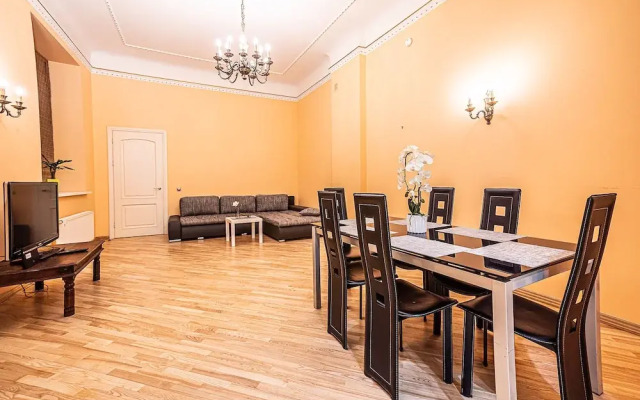 WINWINSTAY Art Nouveau Apartment