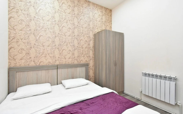 2 bedroom apartment on Teryan street