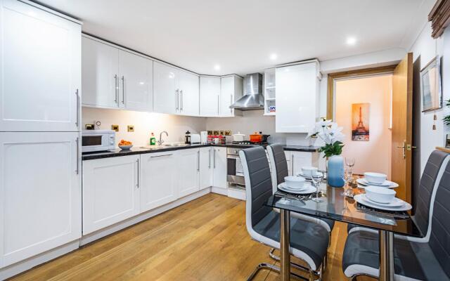 London 2 Bed Apartment With Free Wifi