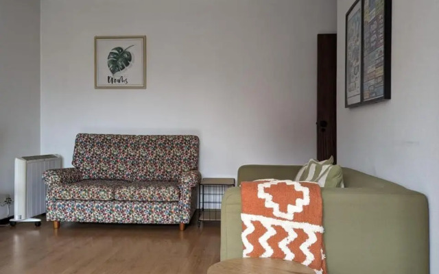 Pine Tree Apartment