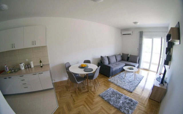 Apartman L&R
