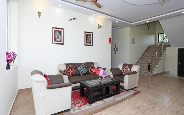 OYO 9973 Hotel Green Valley