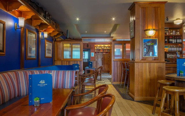 Dooley'S Hotel