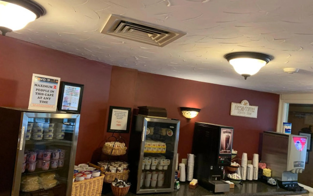 Fireside Inn & Suites Gilford
