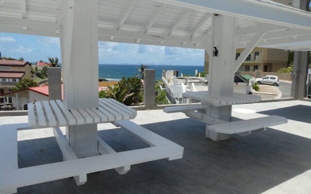 Sun Tan Apartment 1, Near the Ocean